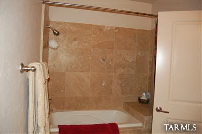 446 N Campbell Avenue Unit: 1303