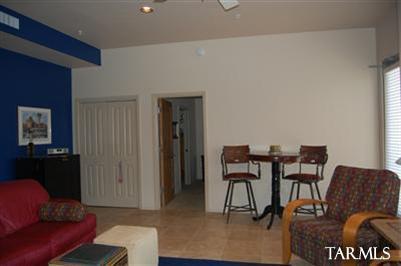 446 N Campbell Avenue Unit: 1303