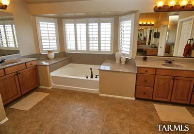 4116 S Alexandrite Avenue