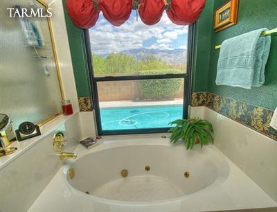 11670 N Europa Place