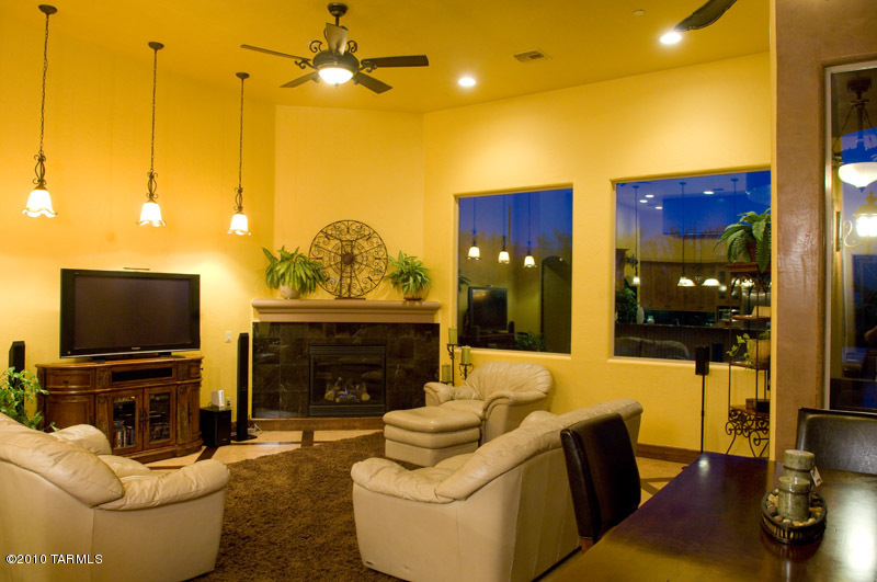 10390 N Derrio Canyon Place