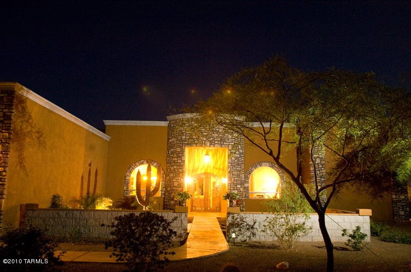 10390 N Derrio Canyon Place