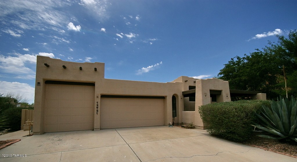 12721 N Meadview Way