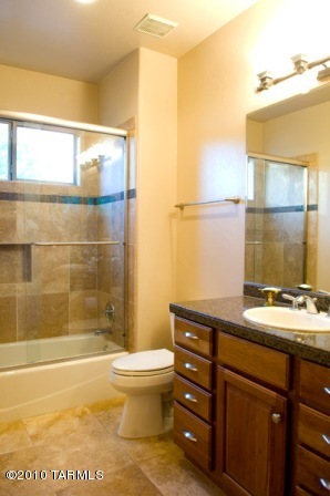 800 E Palisades Road