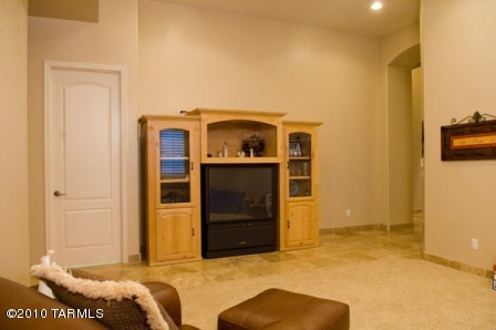 800 E Palisades Road