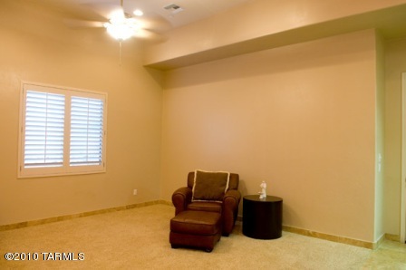 800 E Palisades Road