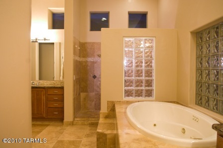 800 E Palisades Road