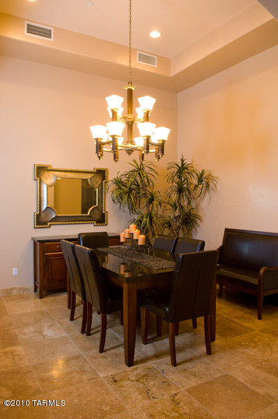 800 E Palisades Road