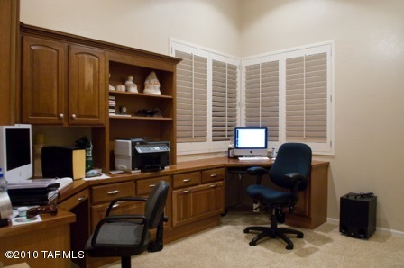 800 E Palisades Road