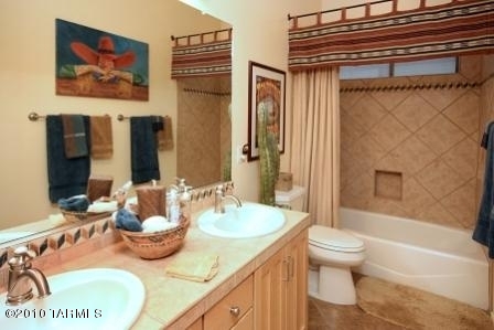 685 W Bright Canyon Drive