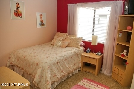 1323 W Desert Cloud Place