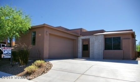 11506 N Moon Ranch Place