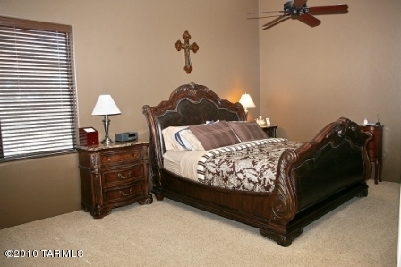 11506 N Moon Ranch Place