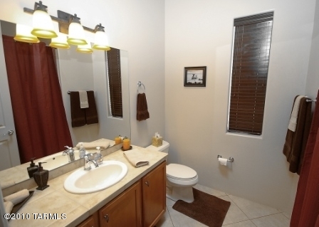 11506 N Moon Ranch Place