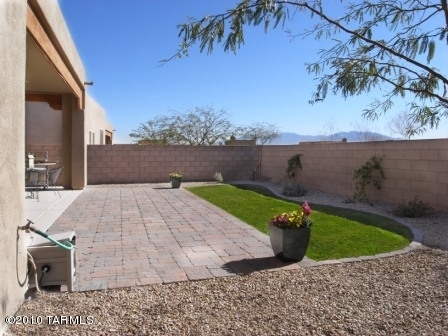 8148 N Night Pony Drive