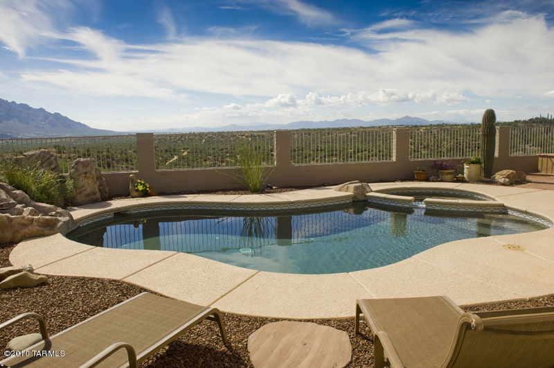 13797 N Silvercreek Place