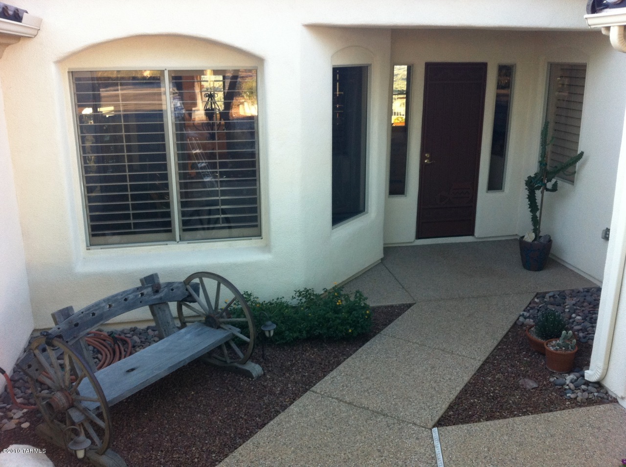 13797 N Silvercreek Place