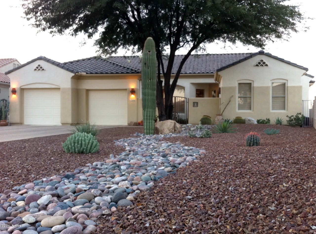 13797 N Silvercreek Place