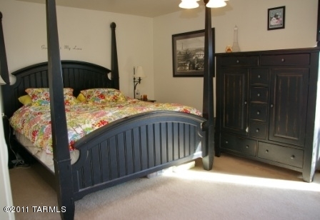 1309 S Woodbine Lane