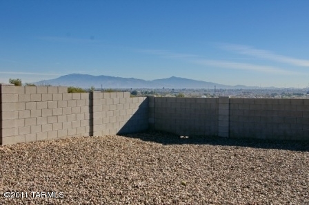 1309 S Woodbine Lane