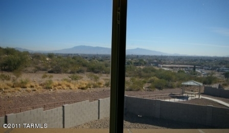 1309 S Woodbine Lane