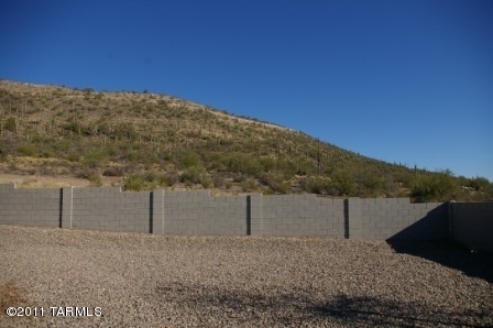 1309 S Woodbine Lane