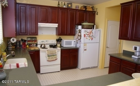 1309 S Woodbine Lane