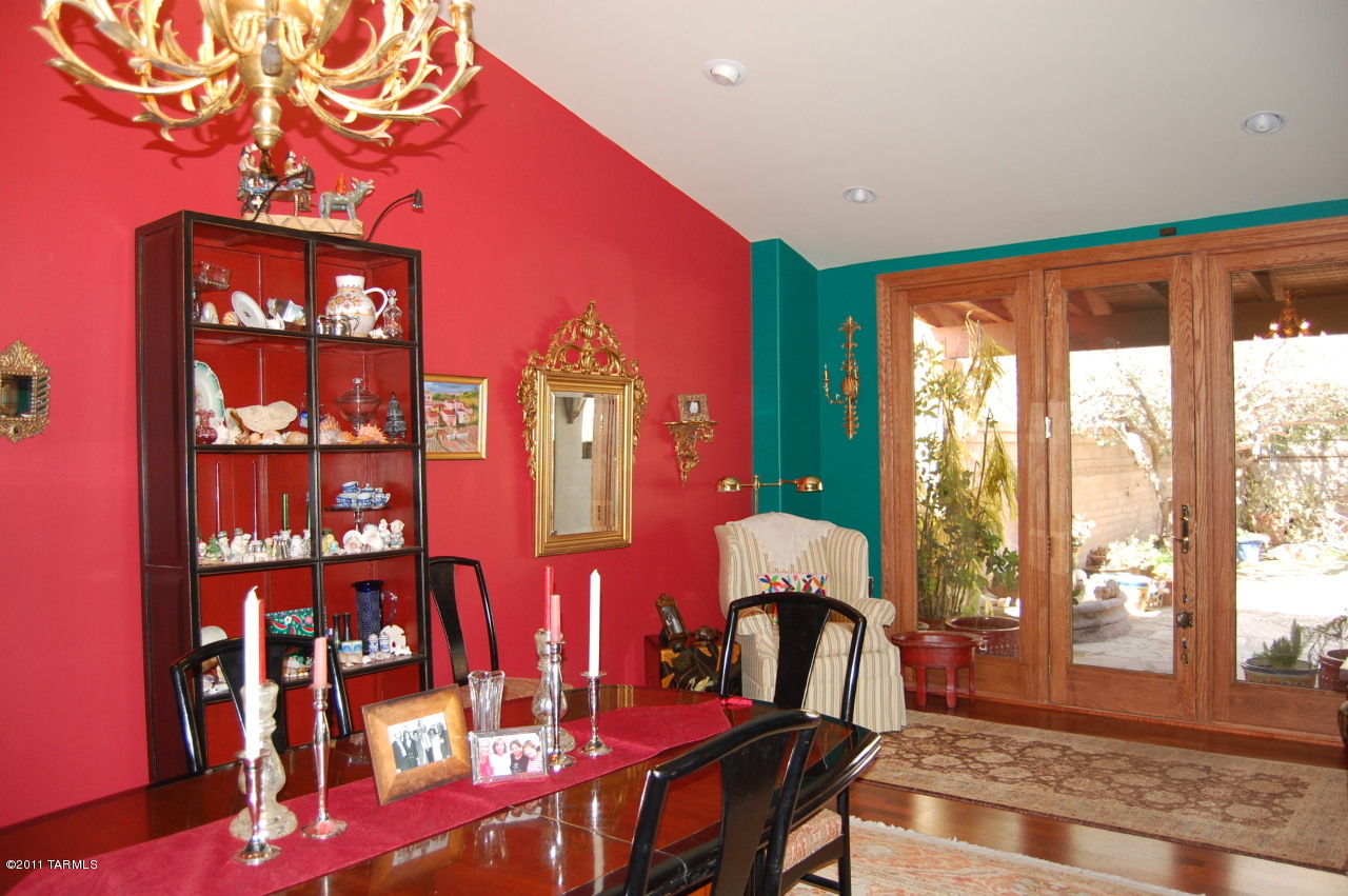 4141 E Pontatoc Canyon Drive