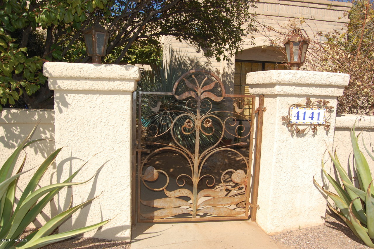 4141 E Pontatoc Canyon Drive