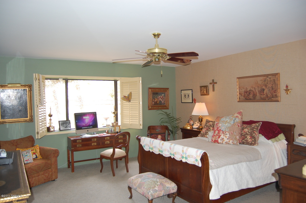 4141 E Pontatoc Canyon Drive