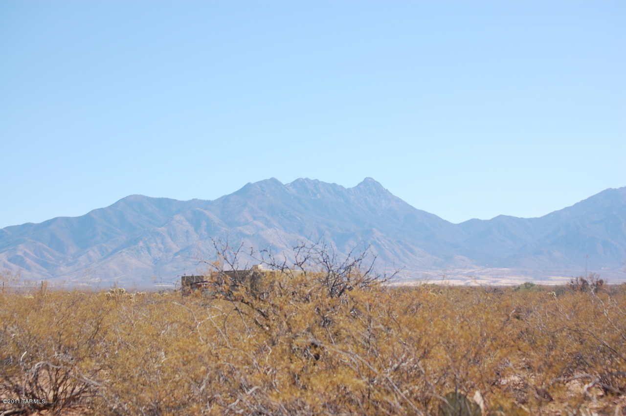 2182 E Old Stone House Trail