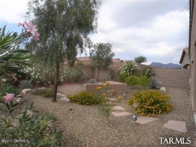 2441 W Golden Hills Road