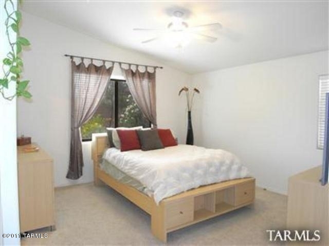 2441 W Golden Hills Road