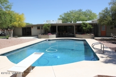 9112 E Indian Canyon Road