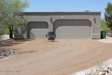 9112 E Indian Canyon Road