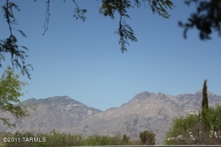 9112 E Indian Canyon Road