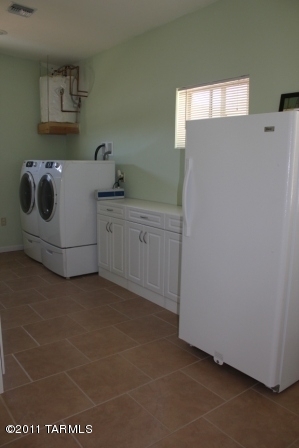 9112 E Indian Canyon Road