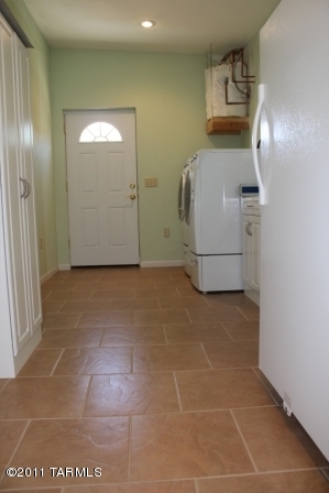 9112 E Indian Canyon Road