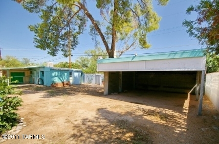 3919 E Calle De Jardin