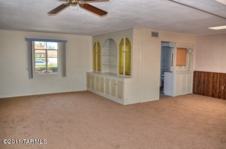 3919 E Calle De Jardin