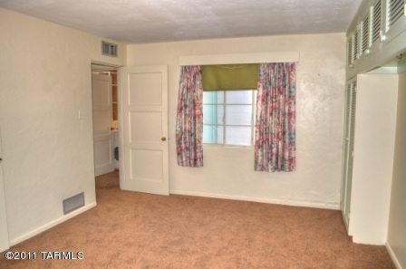 3919 E Calle De Jardin