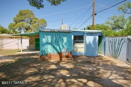 3919 E Calle De Jardin