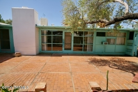 3919 E Calle De Jardin