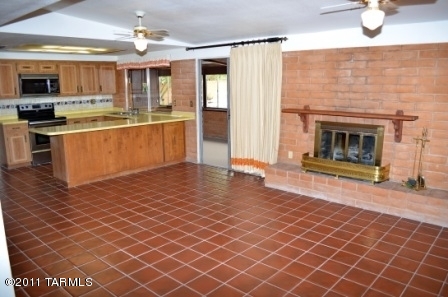 1710 W Chapala Drive