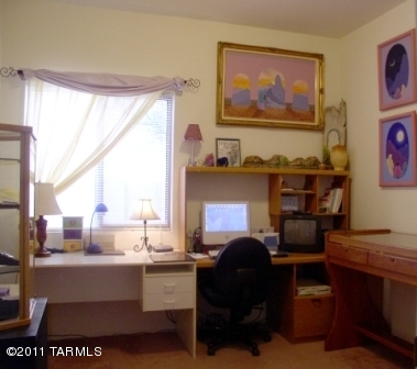 12111 N Kylene Canyon Drive