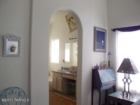 12111 N Kylene Canyon Drive