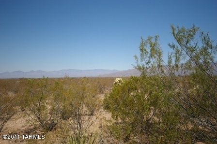 12645 E Red Iron Trail