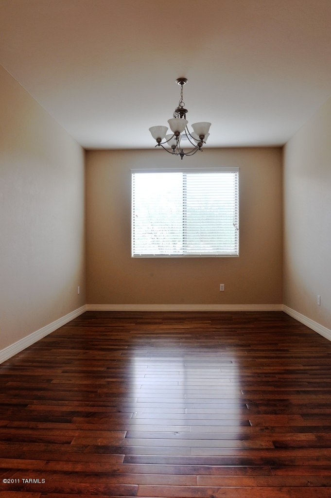 578 E Channel View Place