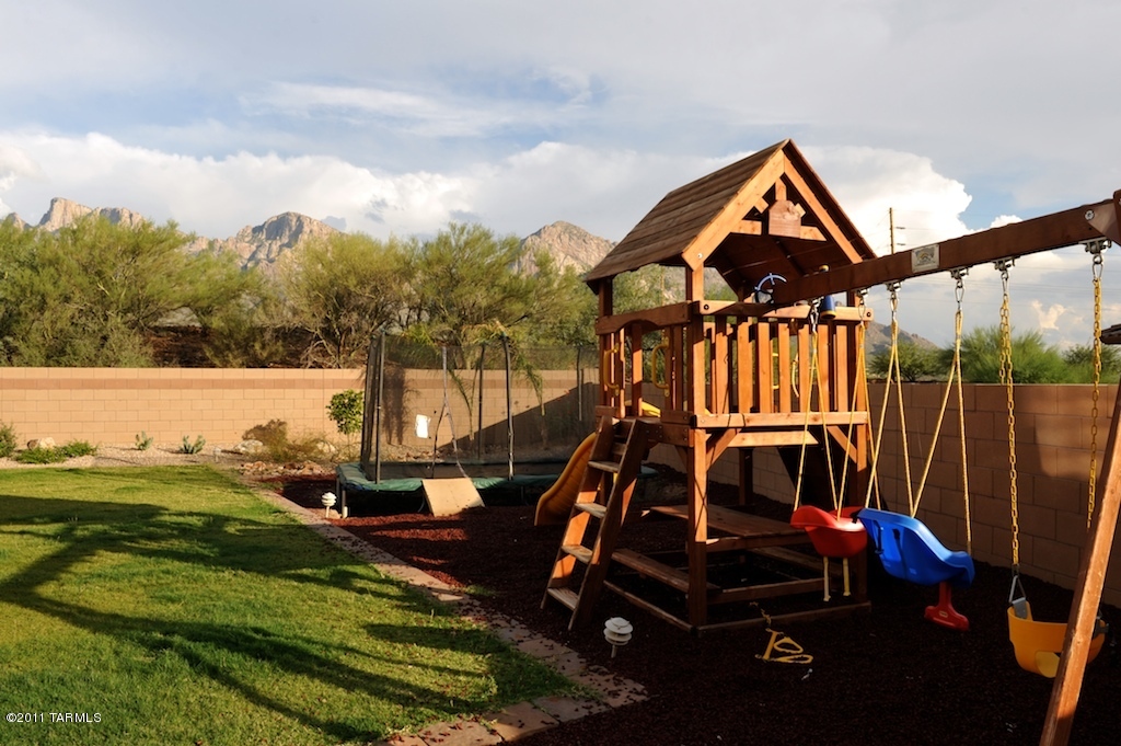 578 E Channel View Place