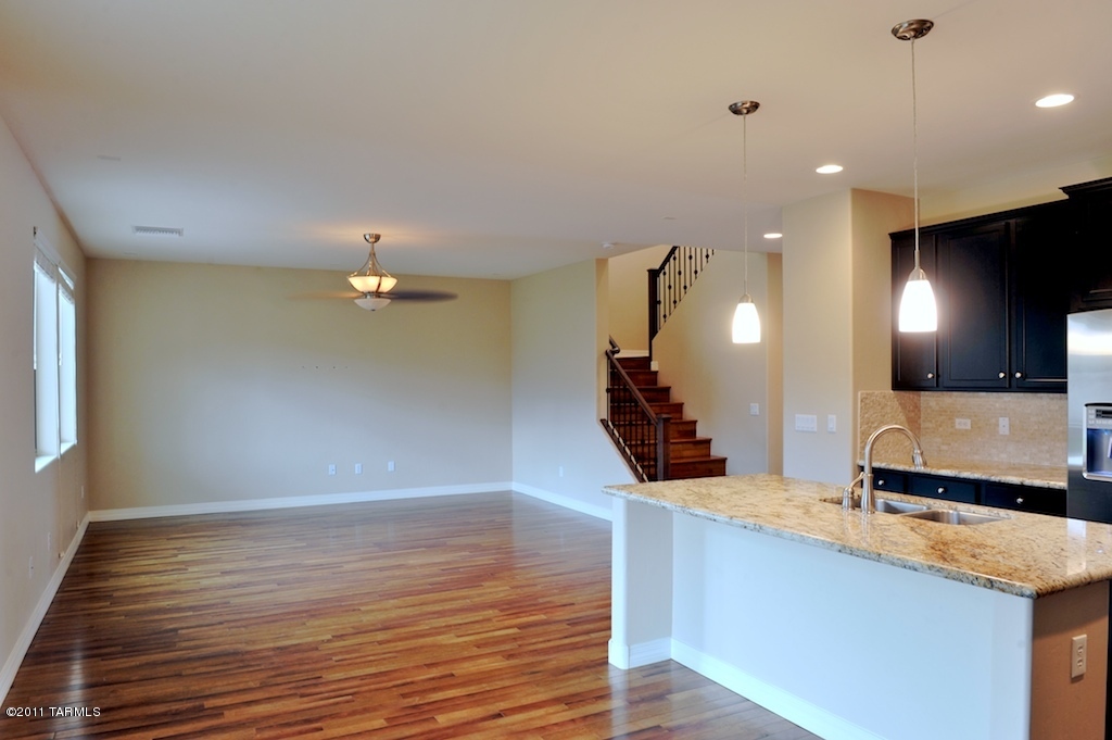 578 E Channel View Place